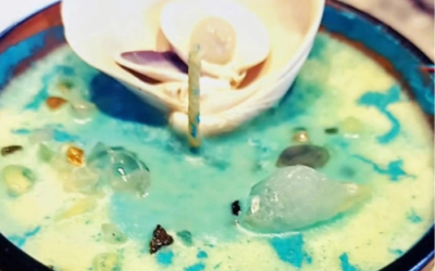 TALLER DE VELAS DE SOJA AROMÁTICAS.                                                                            CREA TU PROPIA LUZ.